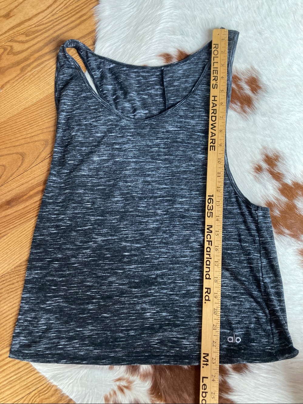 Alo grey Black Tank Top - Picture 2 of 4